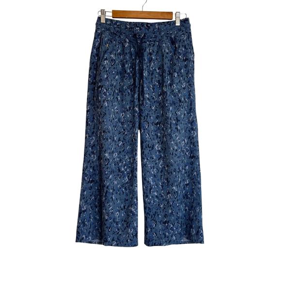 Athleta Avenue Wide Leg Crop Pant in Captive Chrome Blue Size 4P Athleisure - Picture 1 of 9